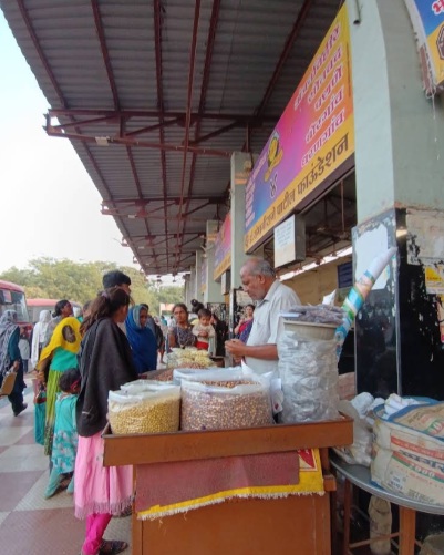 erandol bus stand area